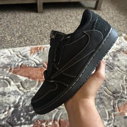 Jordan 1 Travis Scott Phantom 