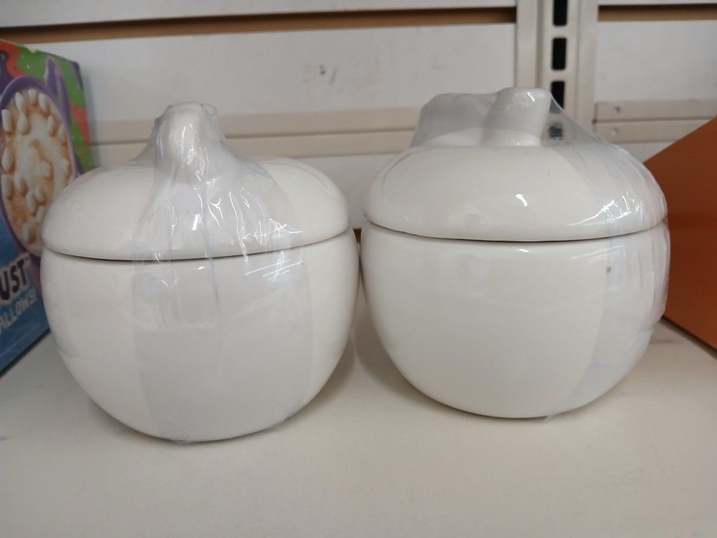 Dolomite Decor White Apples