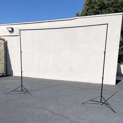 $35 (New) Heavy duty backdrop stand 8.5x10 ft adjustable photography background w/ clips and carry bag 