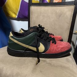 Nike Dunk SB Size 9 Black History Month 