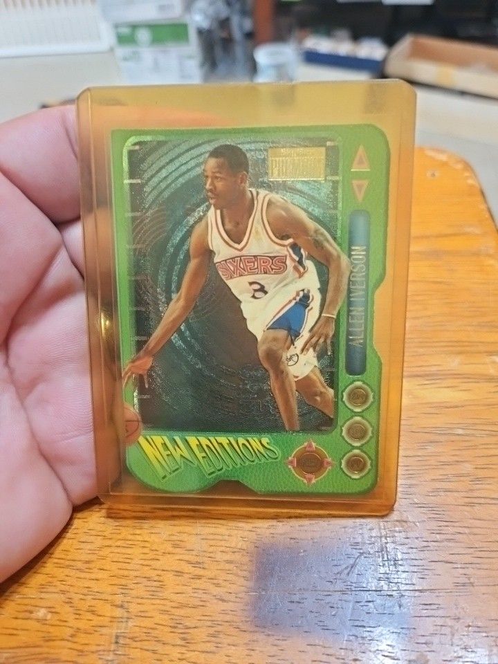 Allen Iverson 1996-97 Skybox ( ROOKIE CARD) Basketball/Baseball Card