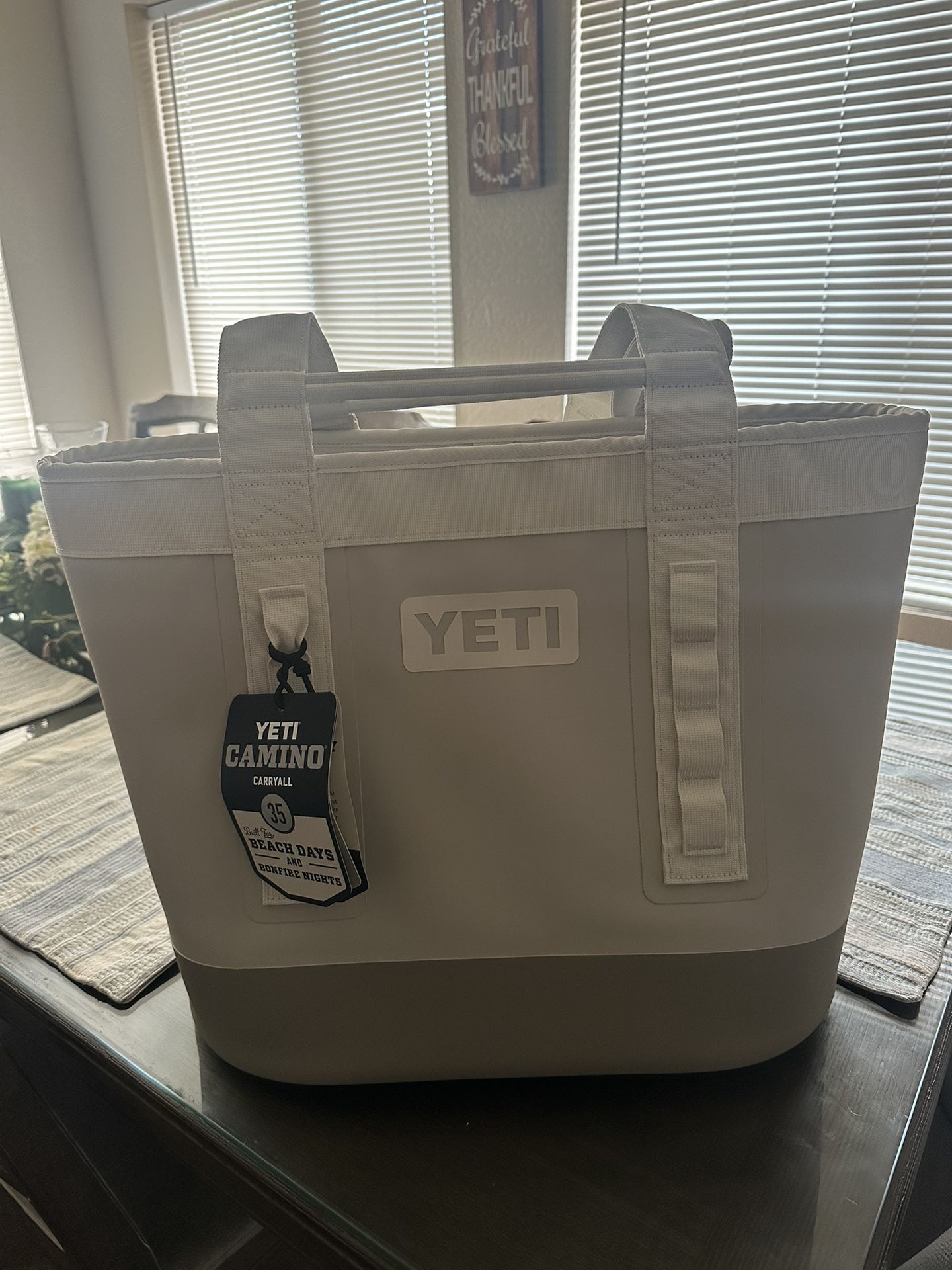 Yeti Camino