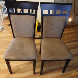 2 dinning chairs