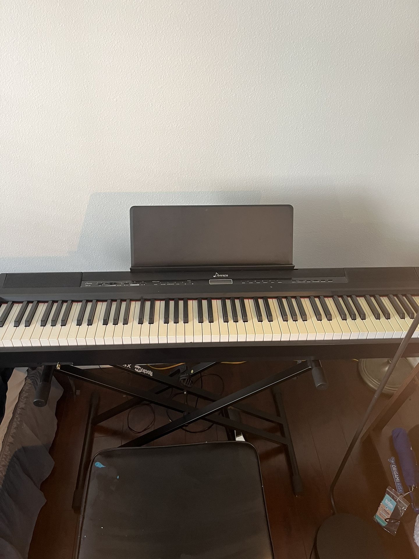 Electric Piano (Donner dep20) for Sale in Los Angeles, CA OfferUp