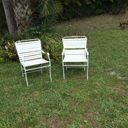 Lawn chairs 