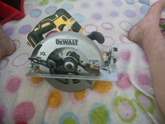 Dewalt Saw