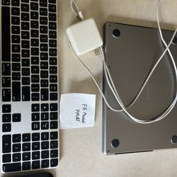 MacBook Pro 14inch 8GB RAM 10 Core GPU