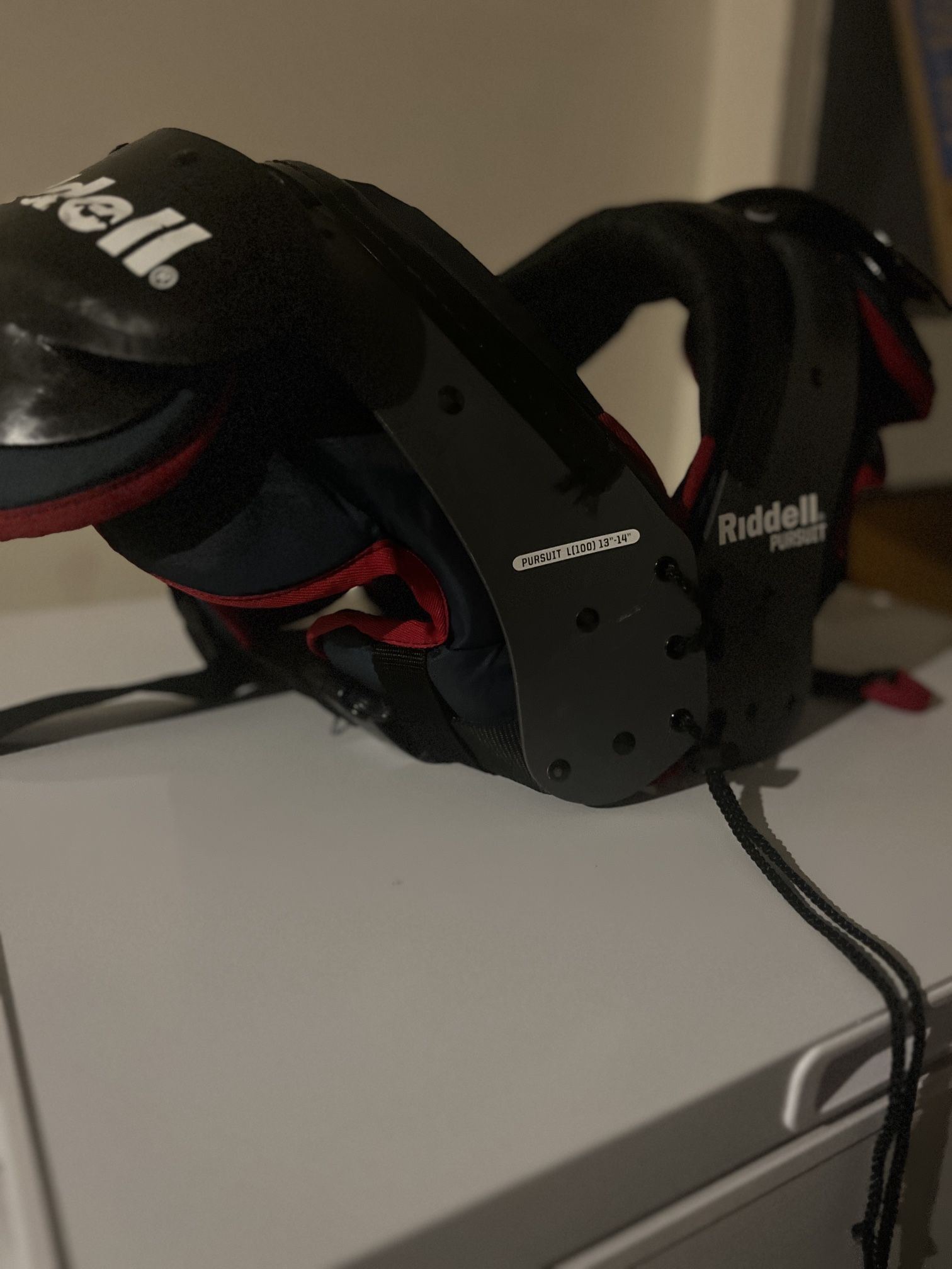 Riddell Blaze Youth Large Football Shoulder Pads