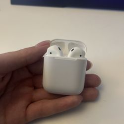 Apple AirPods 2