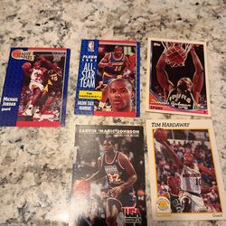Basket ball cards lot