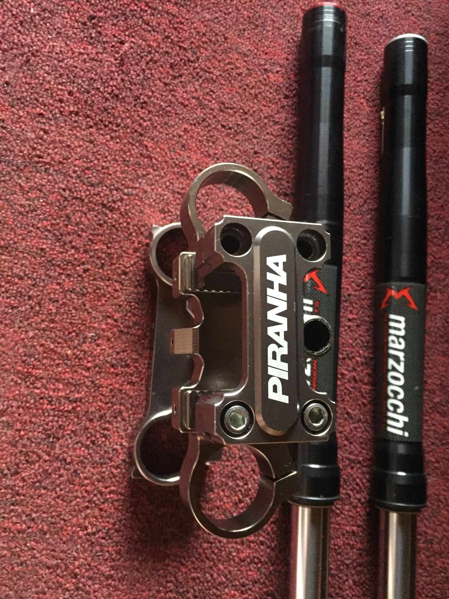 Marzocchi KLX 110 forks / Piranha Triple Clamp