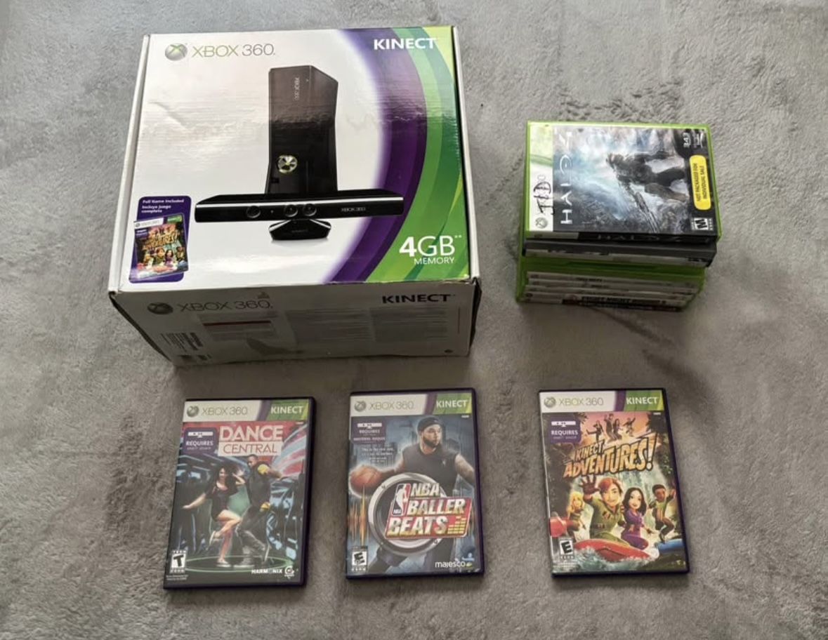 Xbox 360 Kinect Bundle - 12 Games