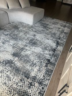 Large area rug for sale !