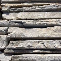 Eastern Mountain Ledge Huron — Flat & Corner Stone Veneers