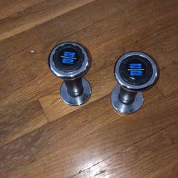 Like New Pro Form Hand Weights Black And Crome 2 2 