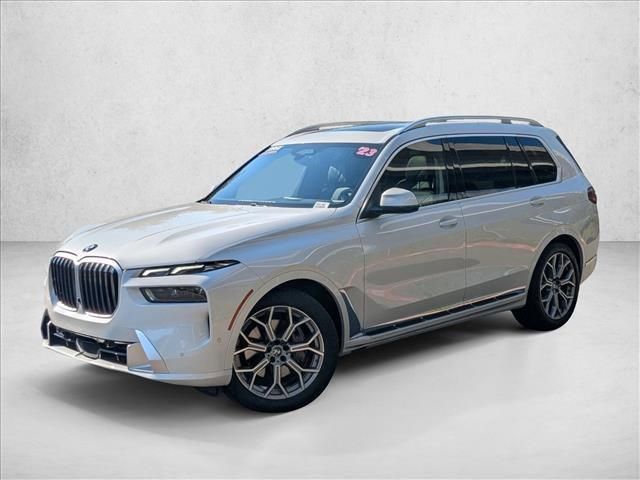2023 BMW X7