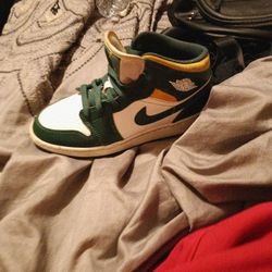 Air Jordan Mid Super Sonics