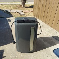 DELONGHI PORTABLE AIR CONDITIONER W/HOSE 12500 BTU