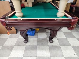Pool table NEW w/install new felt accessories