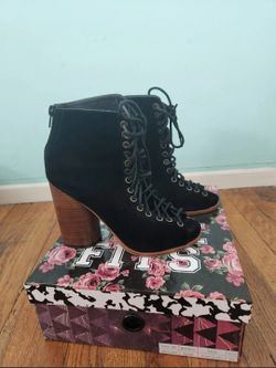 Jeffrey Campbell Black Suede Freelove Laceup Heels Sz 7