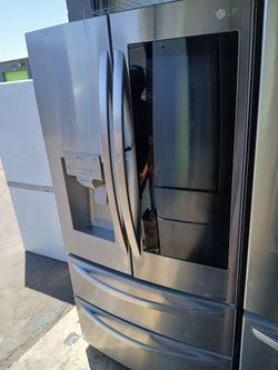 LG INSTAVIEW STAINLESS STEEL SMART DOOR IN DOOR 4 DOOR REFRIGERATOR