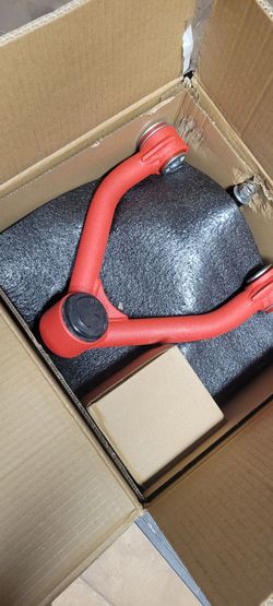 1988---1998 Chevy Tahoe, Silverado/ GMC Yukon, K 1500 2-4-in lift upper control arms polyurethane