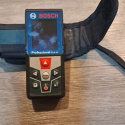 Bosch Laser Measuring Tool