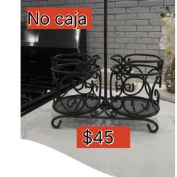 Metal Para Las Botellas De Vino, Oh Para Los Utensilios 