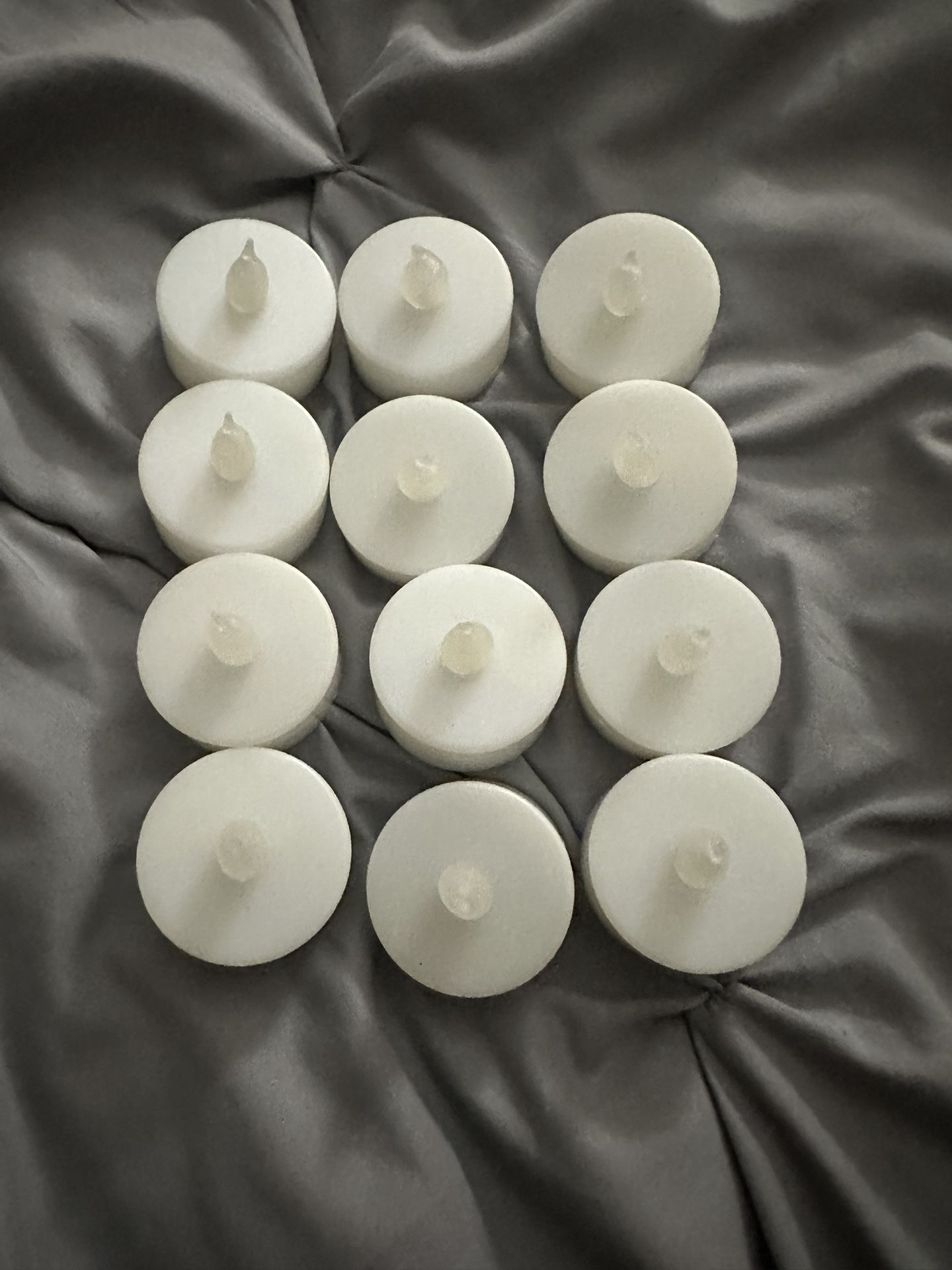 Set Of 12 LED Tealight Candles