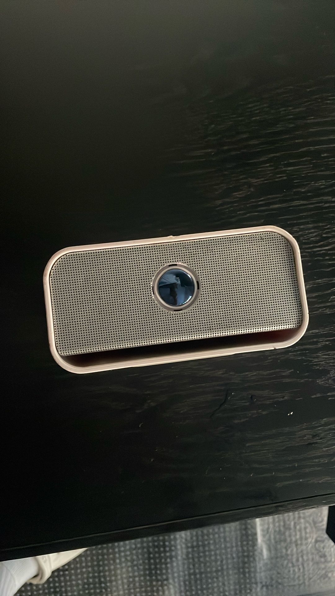 brookstone design usa speaker