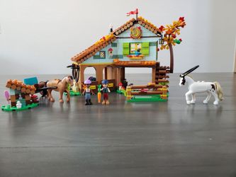 LEGO Friends Autumn's Horse Stable Set