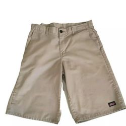 Dickies Men's Utility Shorts, Everyday Five-Pocket Design Khaki Shorts
