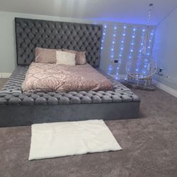 Queen Bed With Storage 