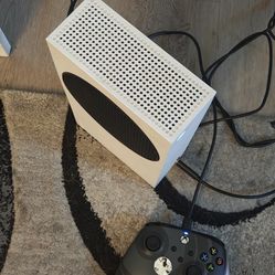 XBOX | SERIES S (512 GB) Disc Free