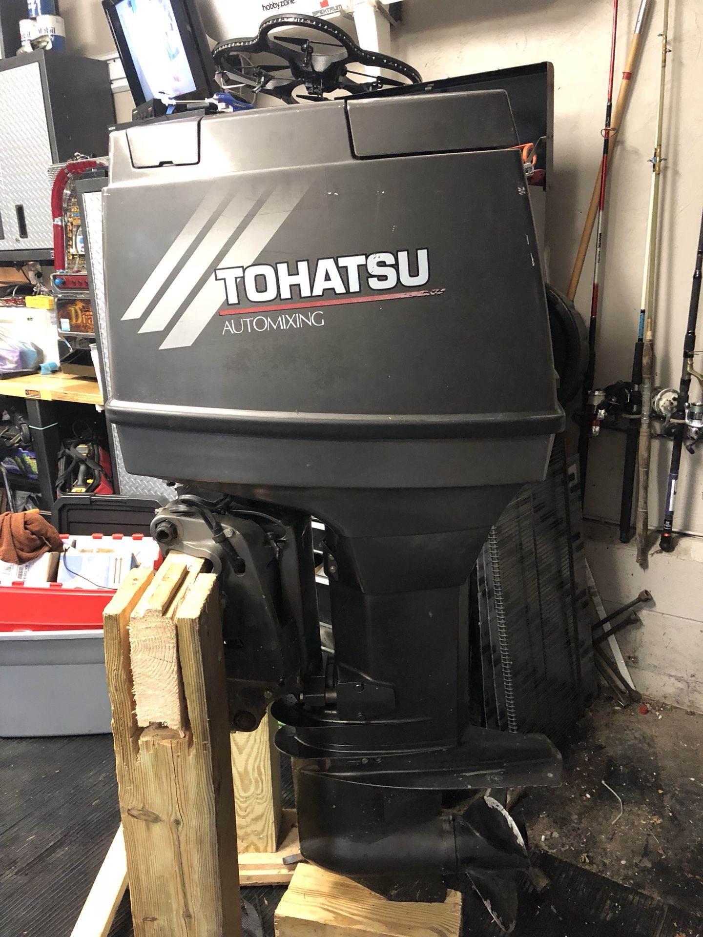 Tohatsu 140 hp boat motor