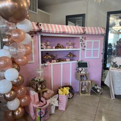 Dessert Stand