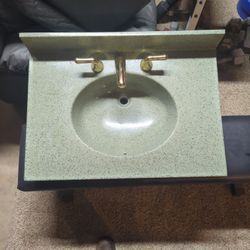 Bathroom Vanity Top Look