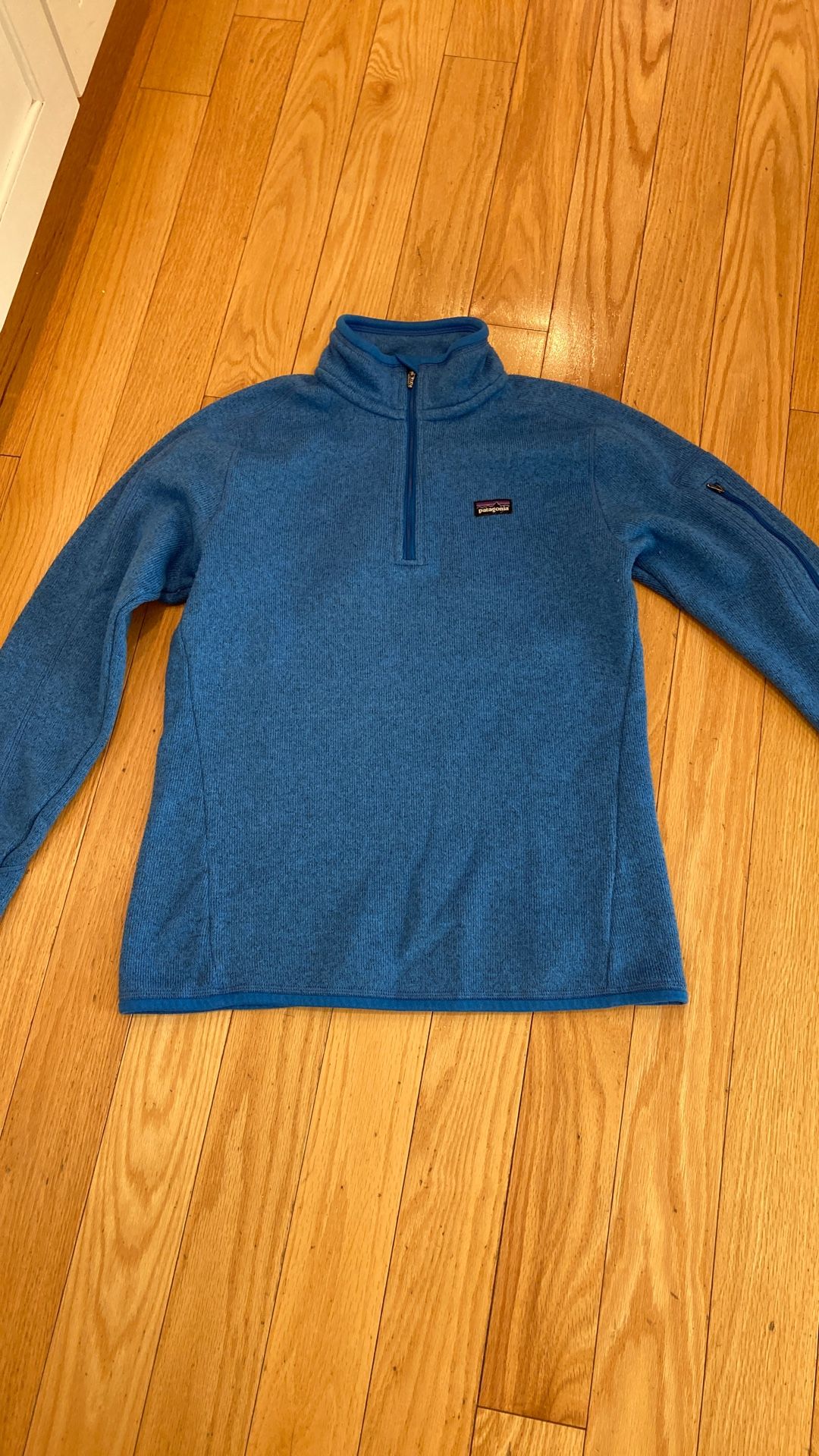 PATAGONIA WOMENS s MEDIUM