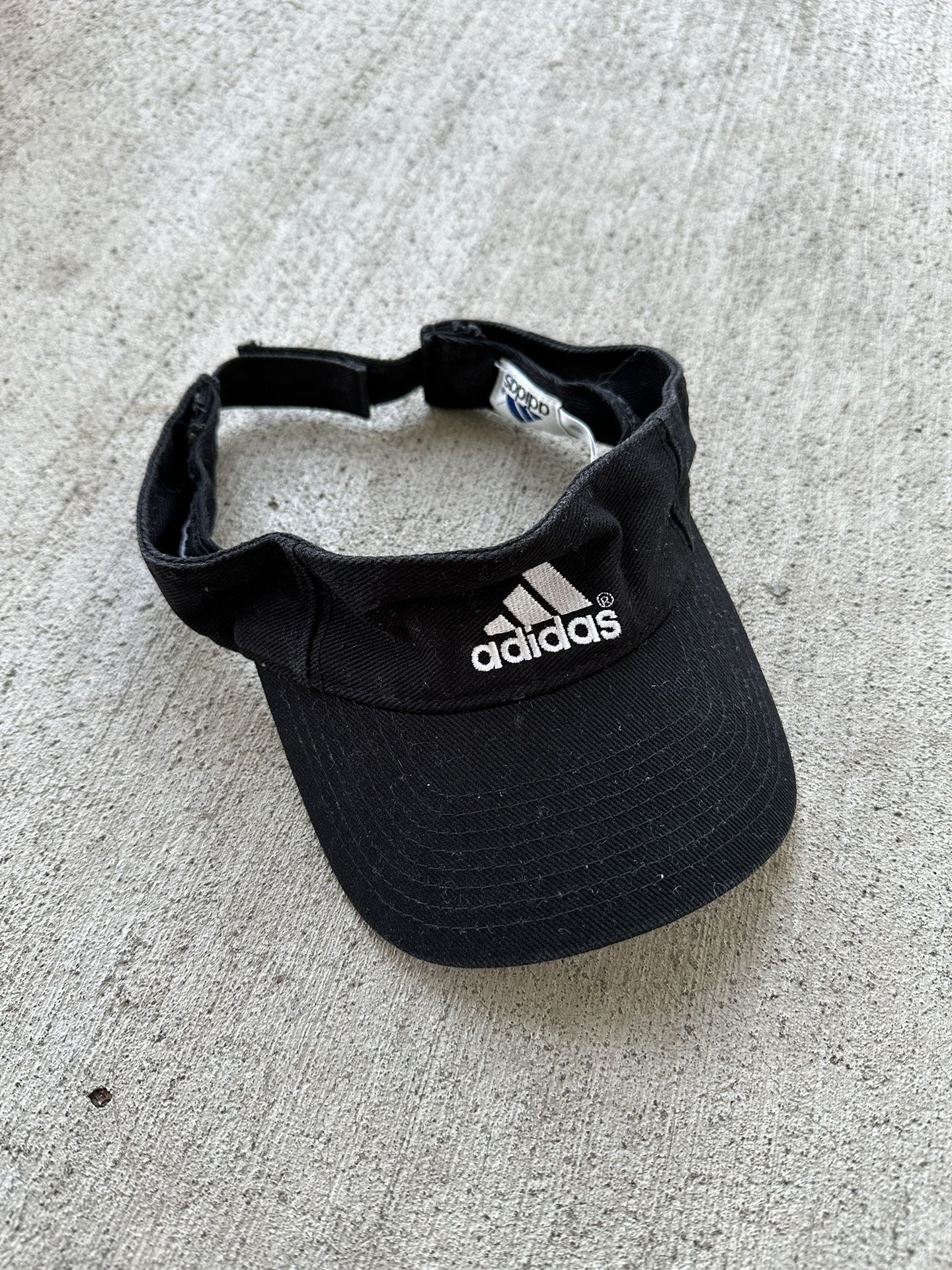 VINTAGE ADIDAS SUN VISOR CAP