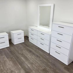 Dresser Whit Mirror, Chest And 2 Nightstands - Cómoda Con Espejo , Gavetero Y 2 Mesitas De Noche 