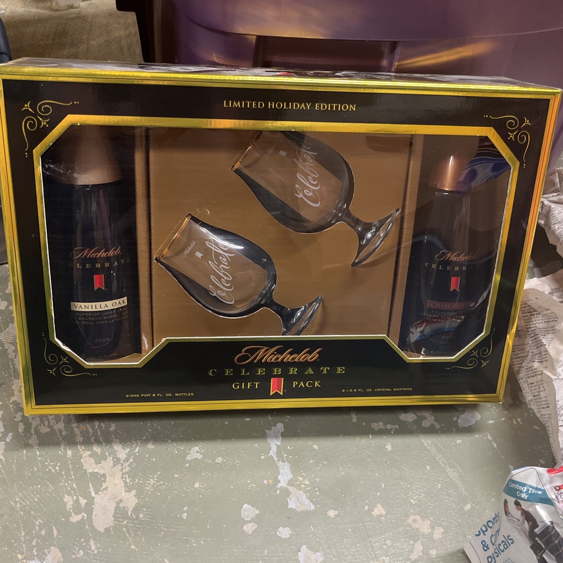 Michelob Celebrate Gift Pack