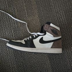 Jordan 1 MOCHA 9.5M OBO!