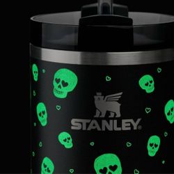 2026 Halloween Glow in the dark Stanley Tumbler 40oz Quencher H2.0 Tumbler