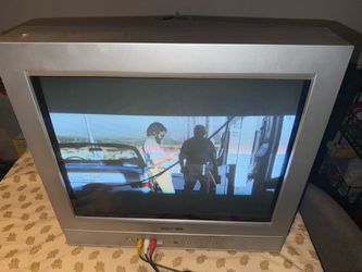 Daewoo DTQ-20U4SC 20” Flat Screen CRT TV w/ Original Remote Tested Retro Gaming