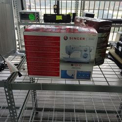 Singer 3342 Sew Machine 
