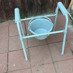 Commode