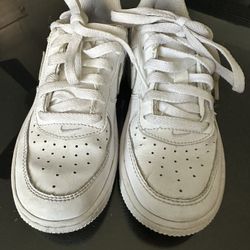 Nike leather, children’s tennis shoes: