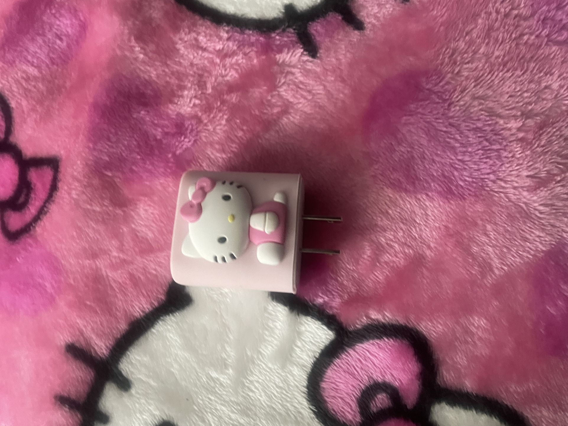 Hello Kitty Cell Phone Adapter