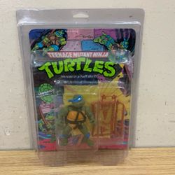 1988 TEENAGE MUTANT NINJA TURTLES LEONARDO.