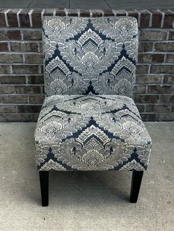 Accent chair